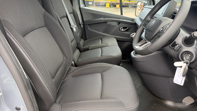 Renault Trafic Lwb Diesel LL30 Blue dCi 150 Extra [Safety] Crew Van - Image 6
